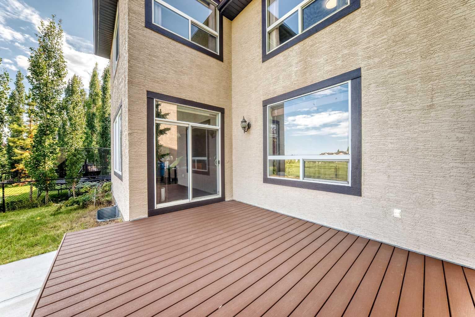 14 Springborough Crescent SW