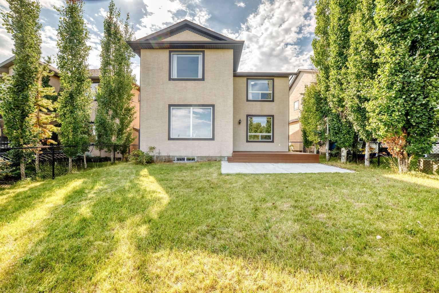 14 Springborough Crescent SW