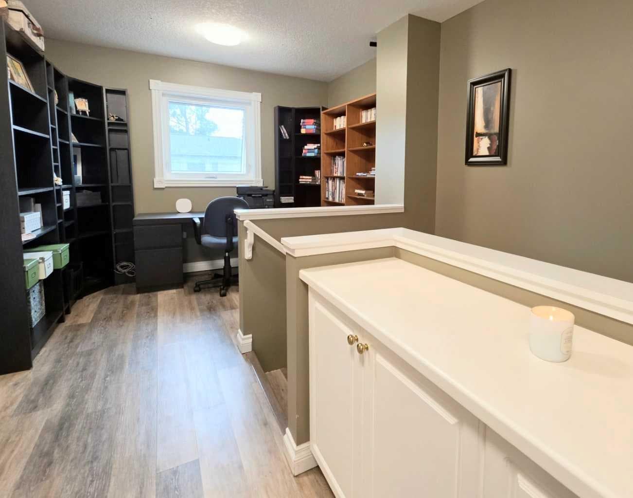 672 Killarney Glen Court SW