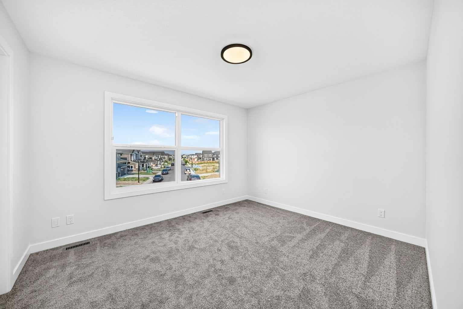199 Langwell Common SE