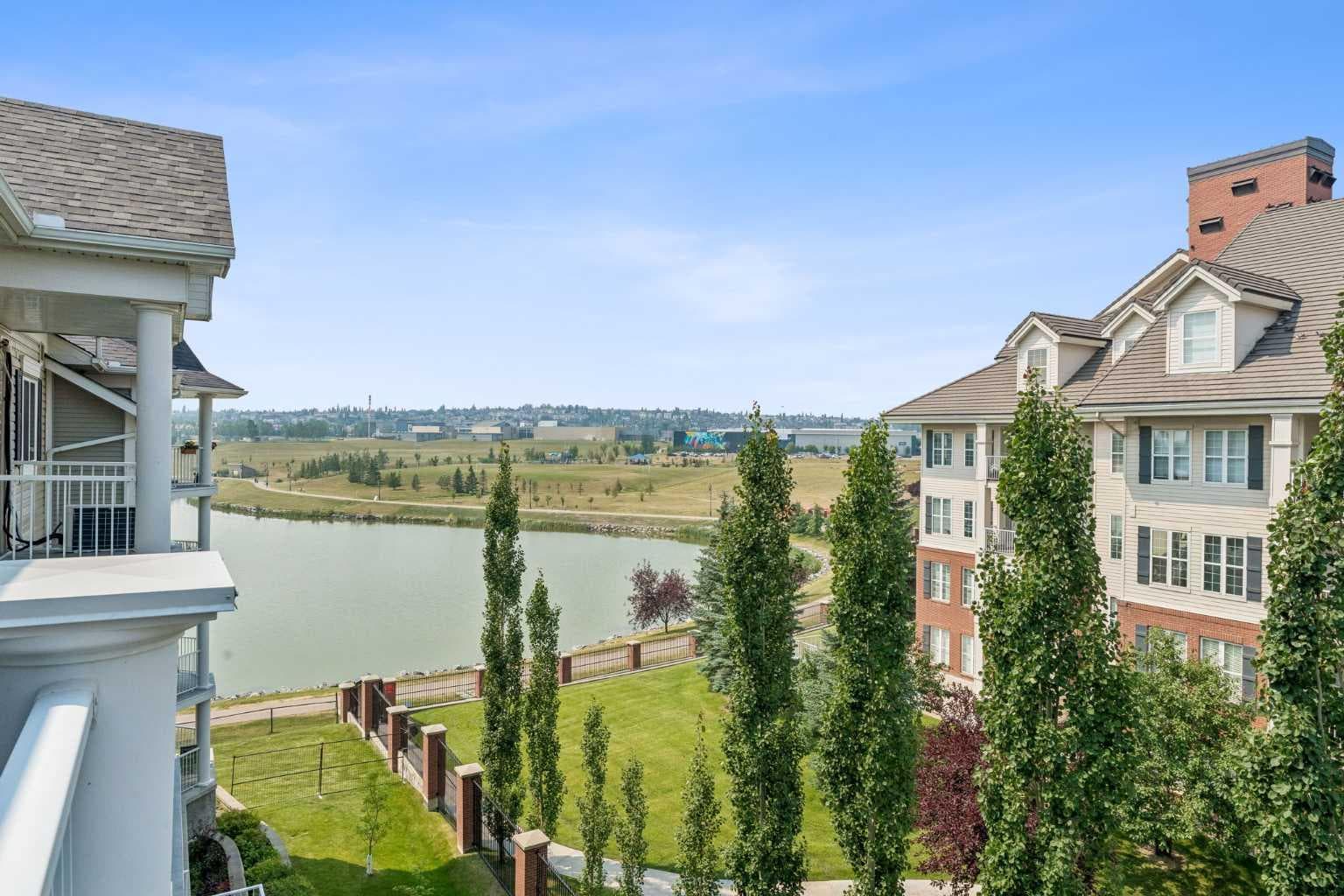 3407, 10 Country Village Park NE