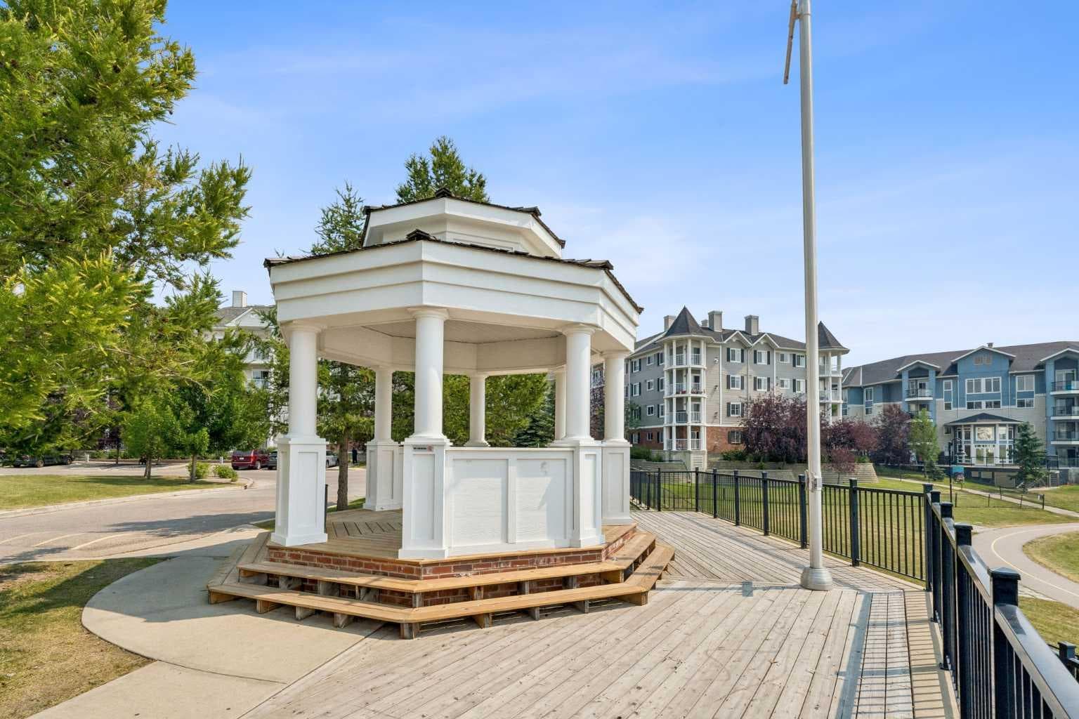 3407, 10 Country Village Park NE