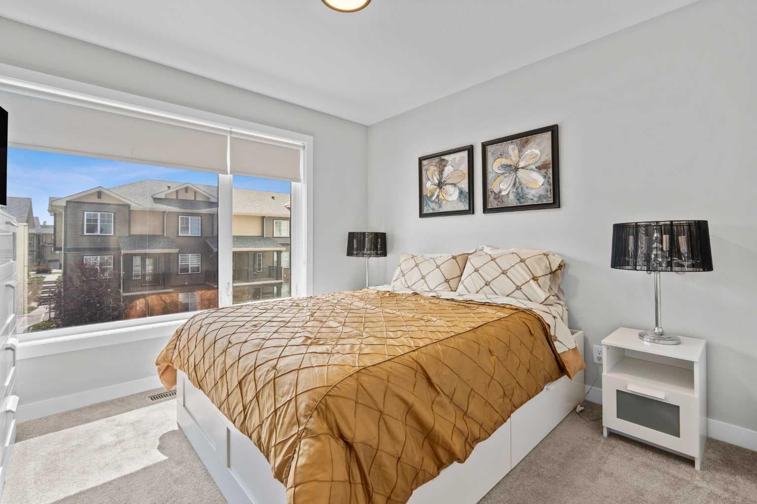 32 Evanscrest Court NW