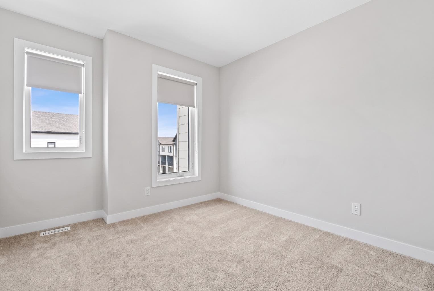 32 Evanscrest Court NW
