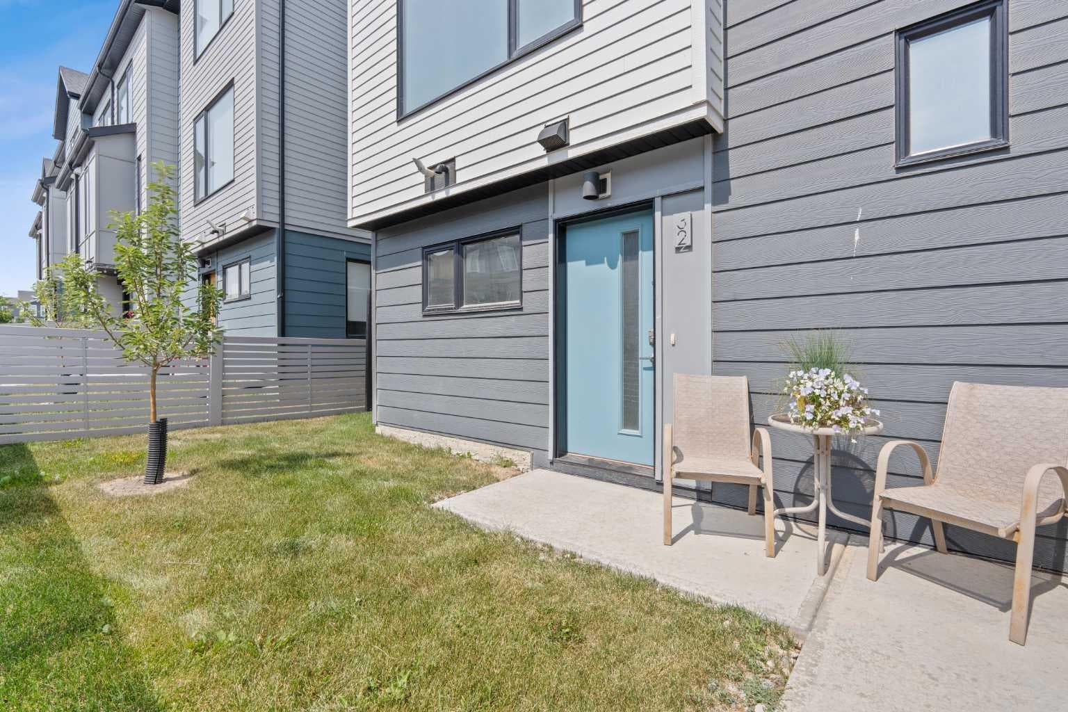 32 Evanscrest Court NW