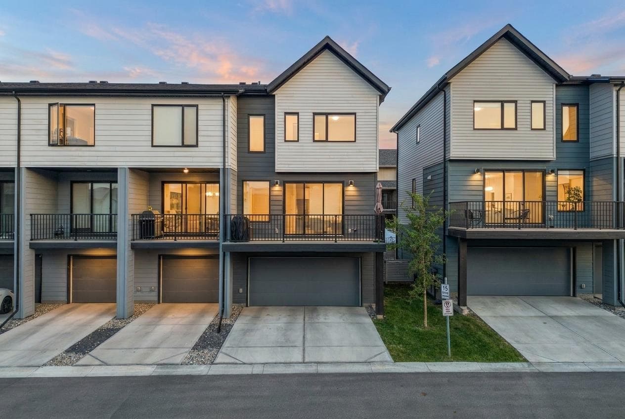 32 Evanscrest Court NW