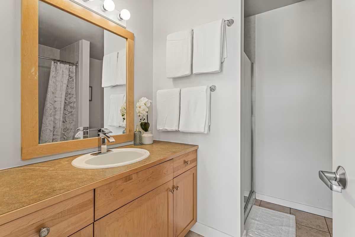 411, 160 Kananaskis Way 
