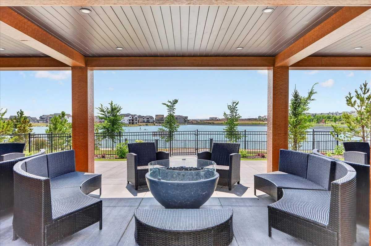 101, 150 Marina Cove SE