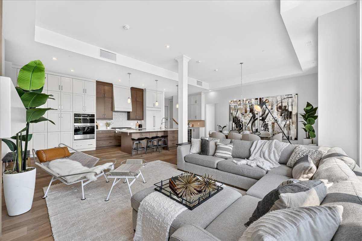 101, 150 Marina Cove SE