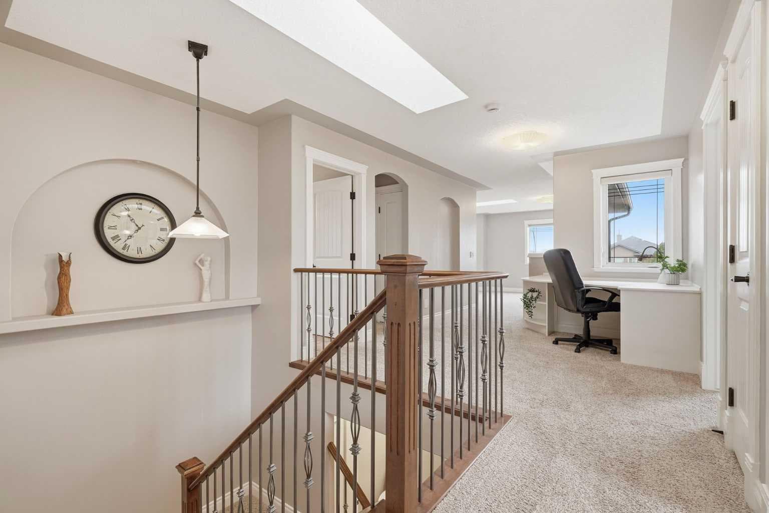 75 Royal Abbey Rise NW