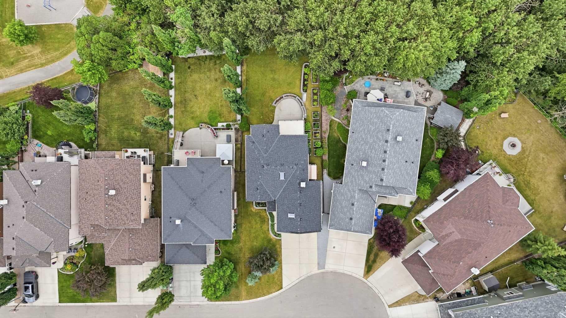 75 Royal Abbey Rise NW