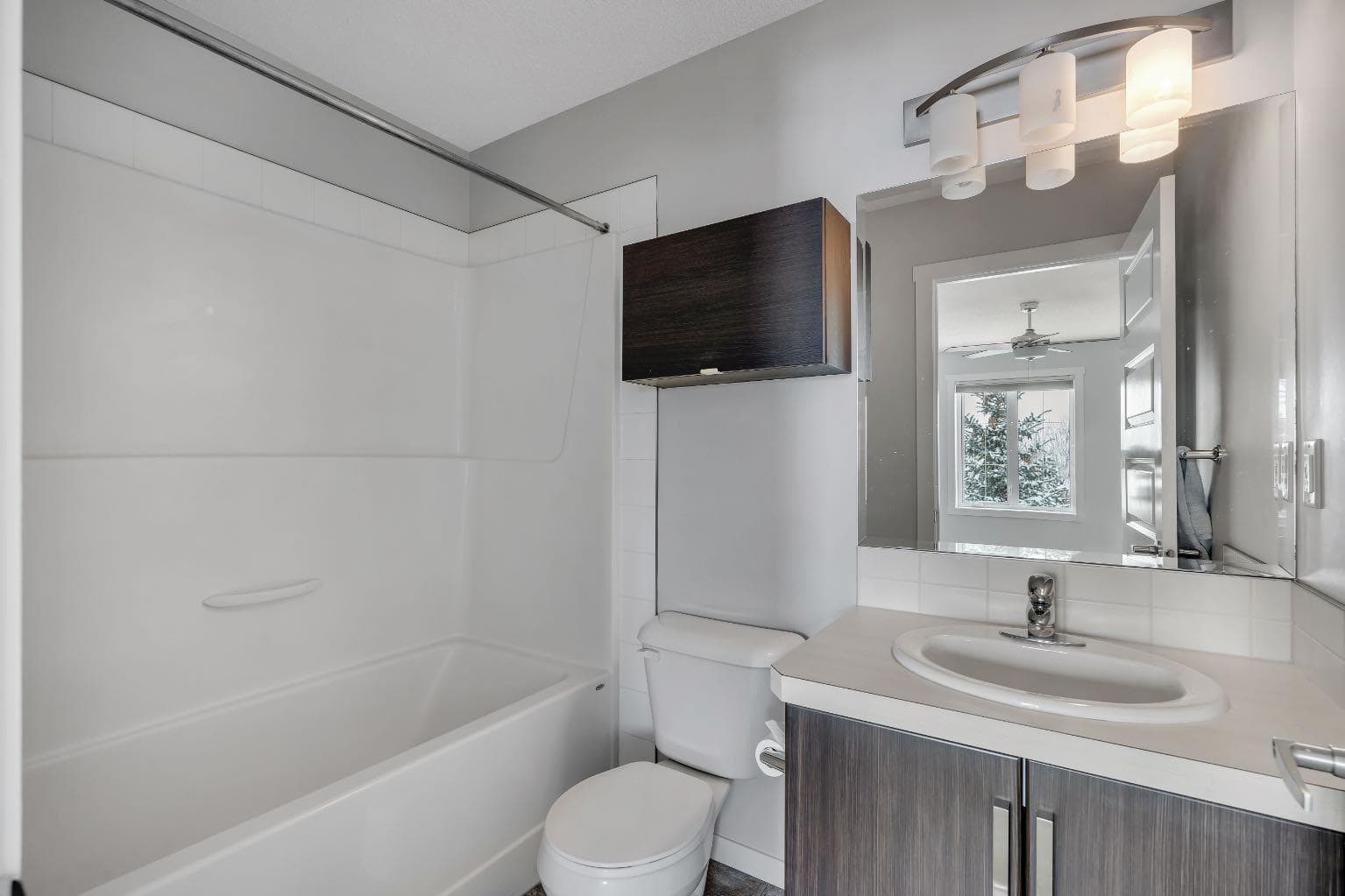 406 Mckenzie Towne Close SE