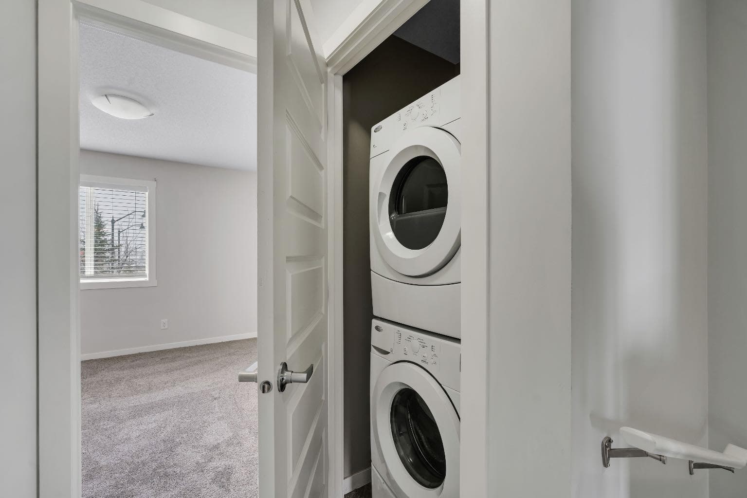 406 Mckenzie Towne Close SE