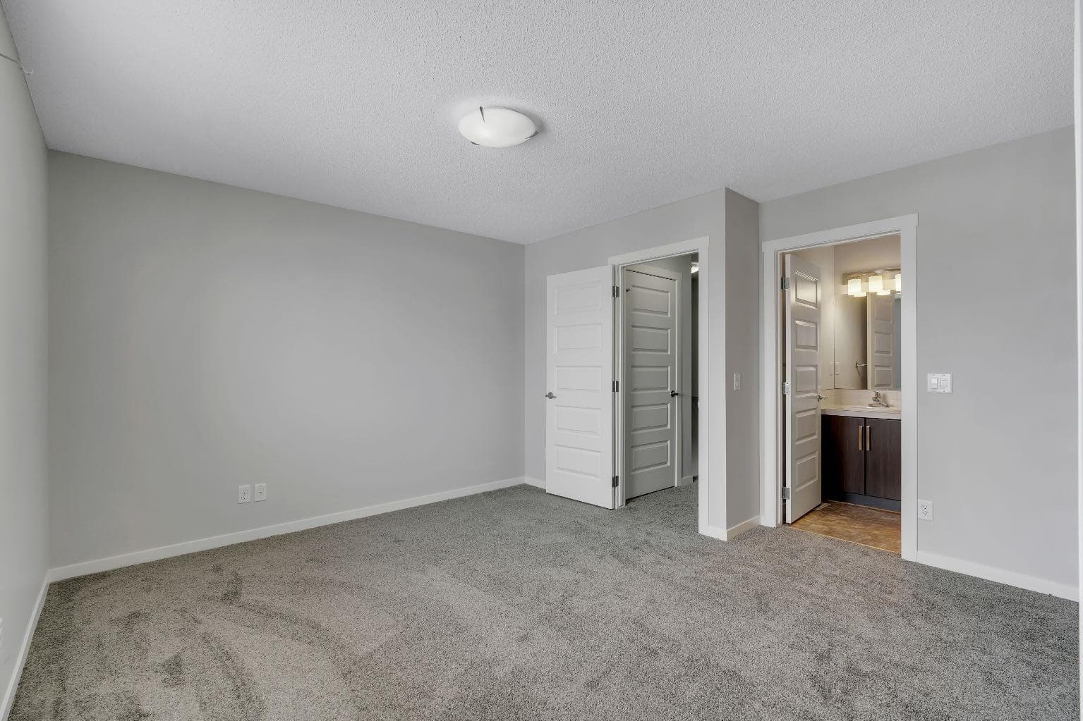 406 Mckenzie Towne Close SE