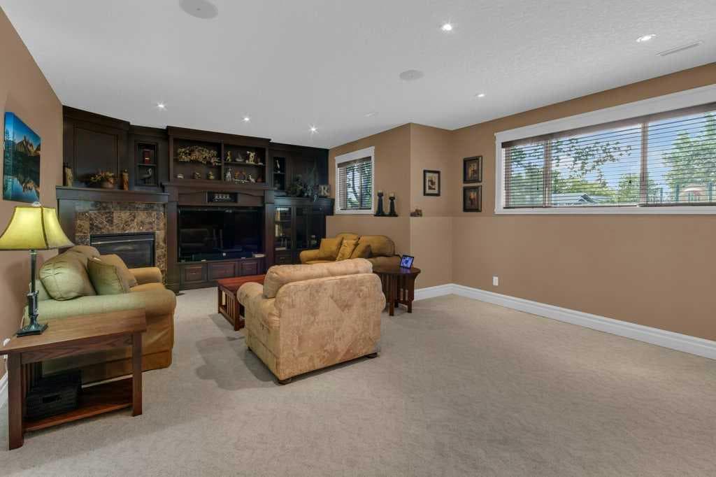 9 Tanner Close SE