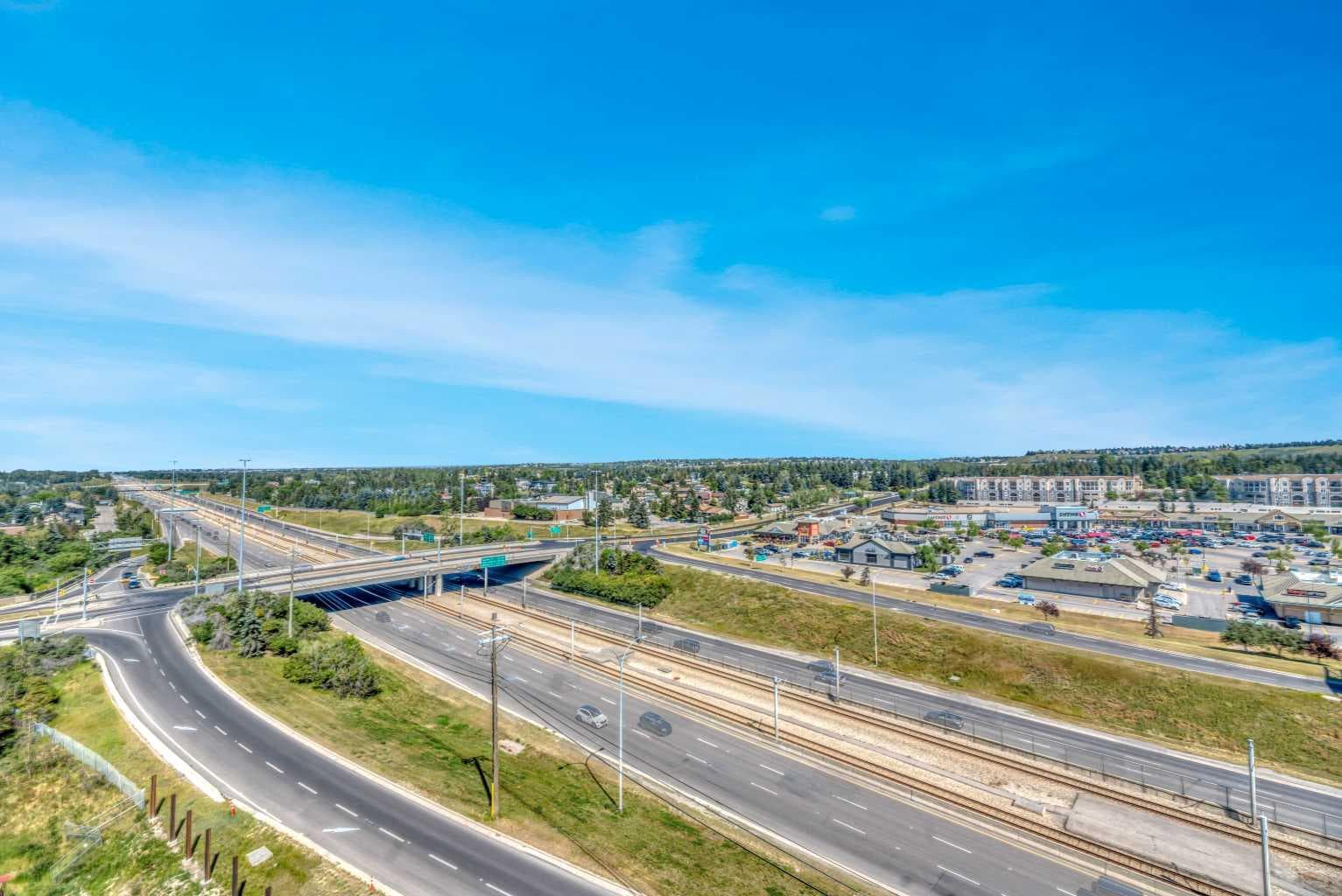 1103, 16 Varsity Estates Circle NW