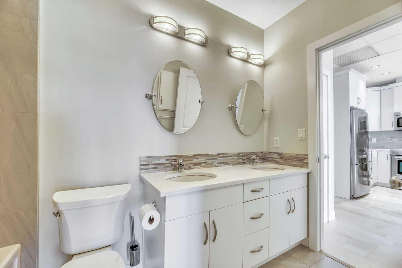 1103, 16 Varsity Estates Circle NW