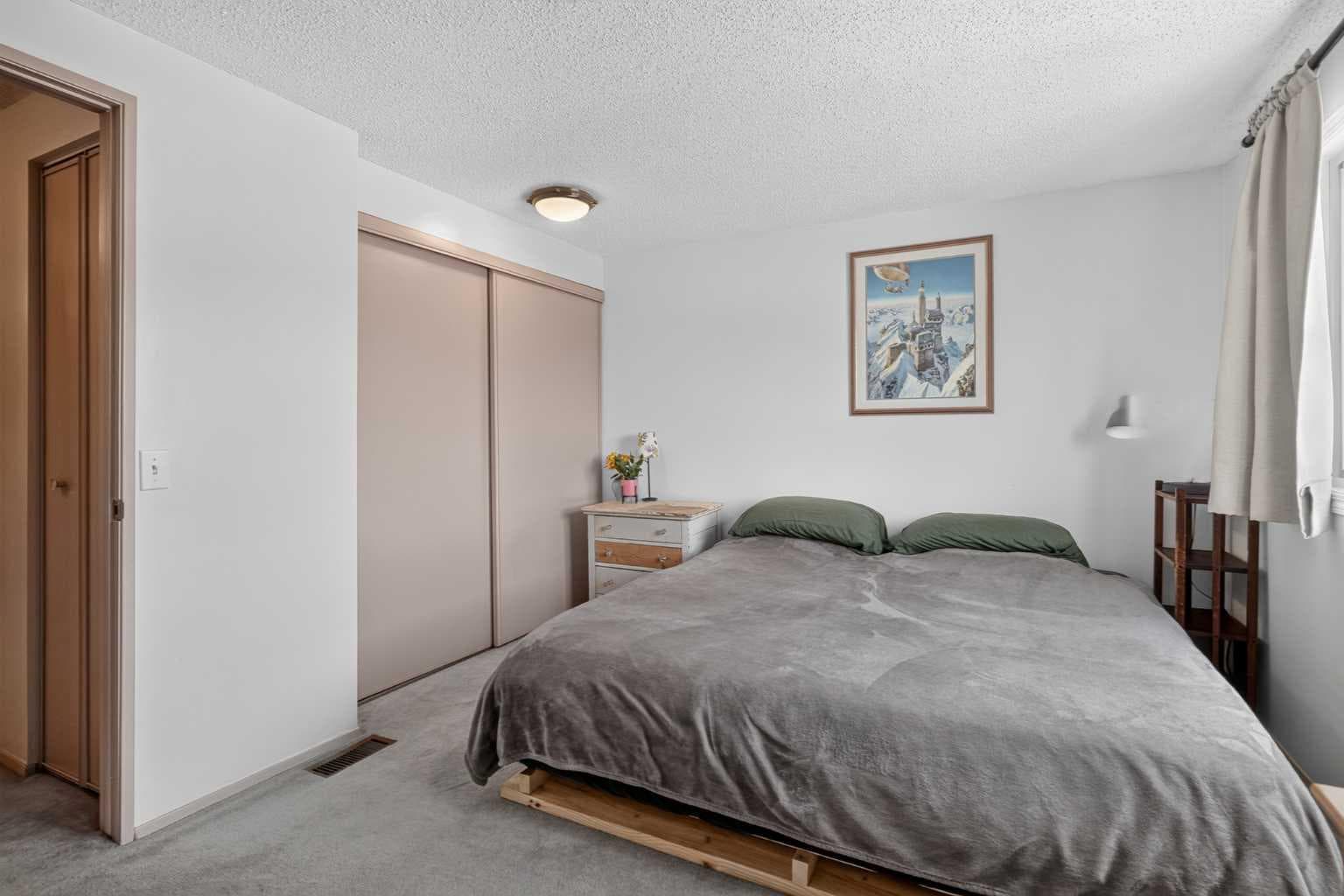 137, 999 Canyon Meadows Drive SW
