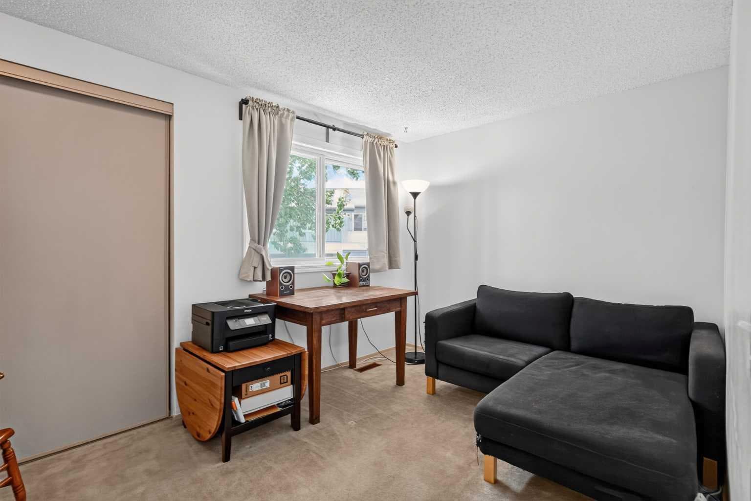 137, 999 Canyon Meadows Drive SW