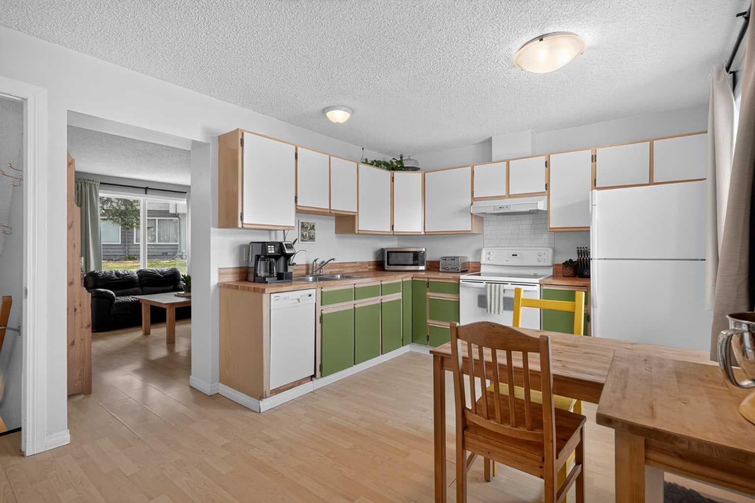 137, 999 Canyon Meadows Drive SW