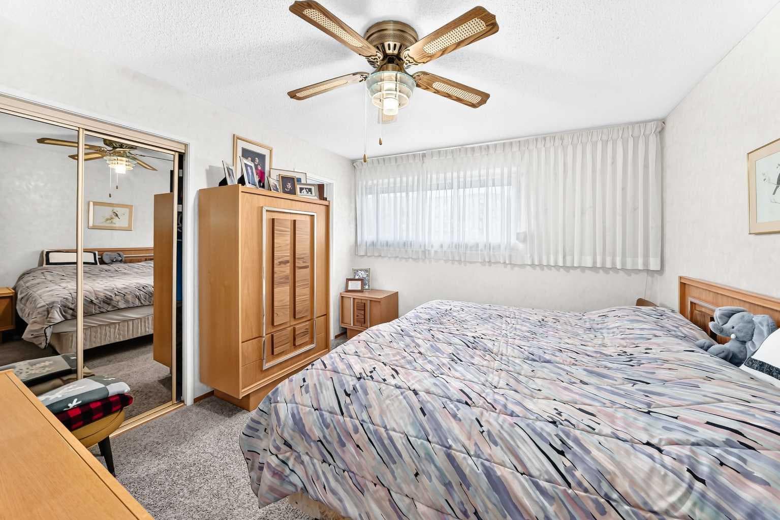 1 Cochrane Crescent 