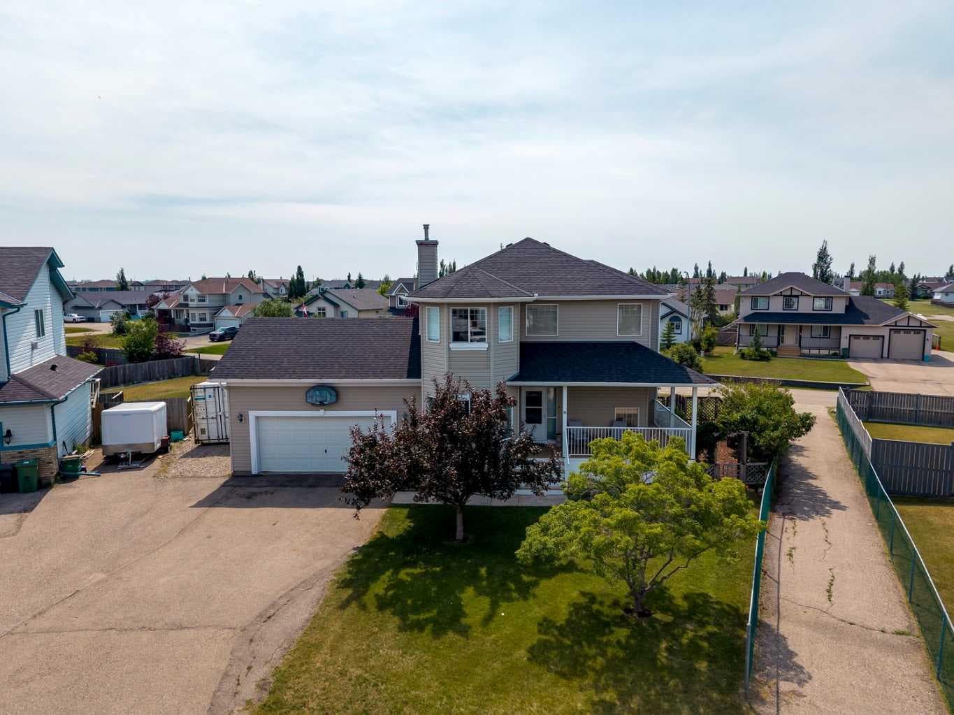 16 Henderson Bay NE
