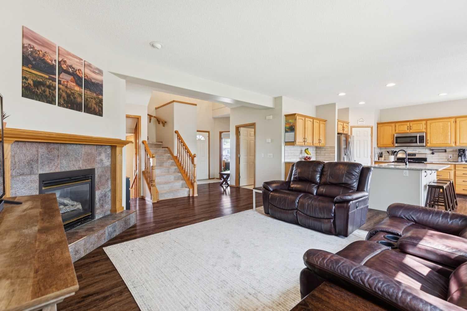 16 Henderson Bay NE