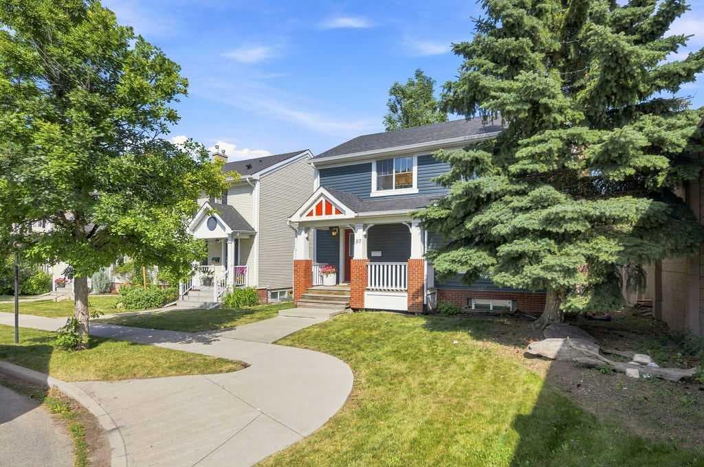 87 Couture Crescent SW