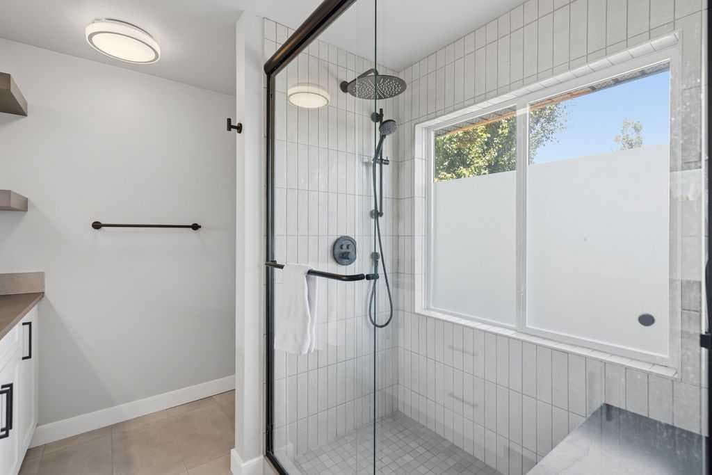 87 Couture Crescent SW