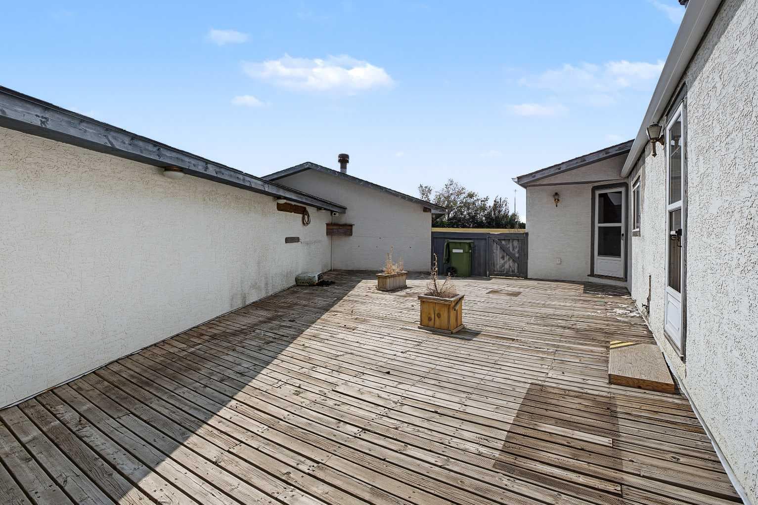 145 Spring Haven Mews SE