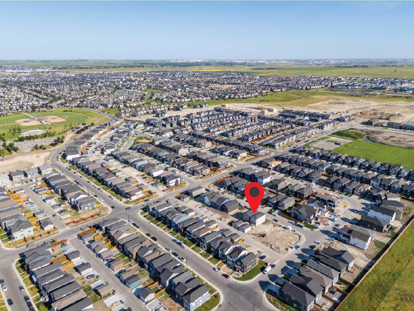 22 Chinook Winds Court SW