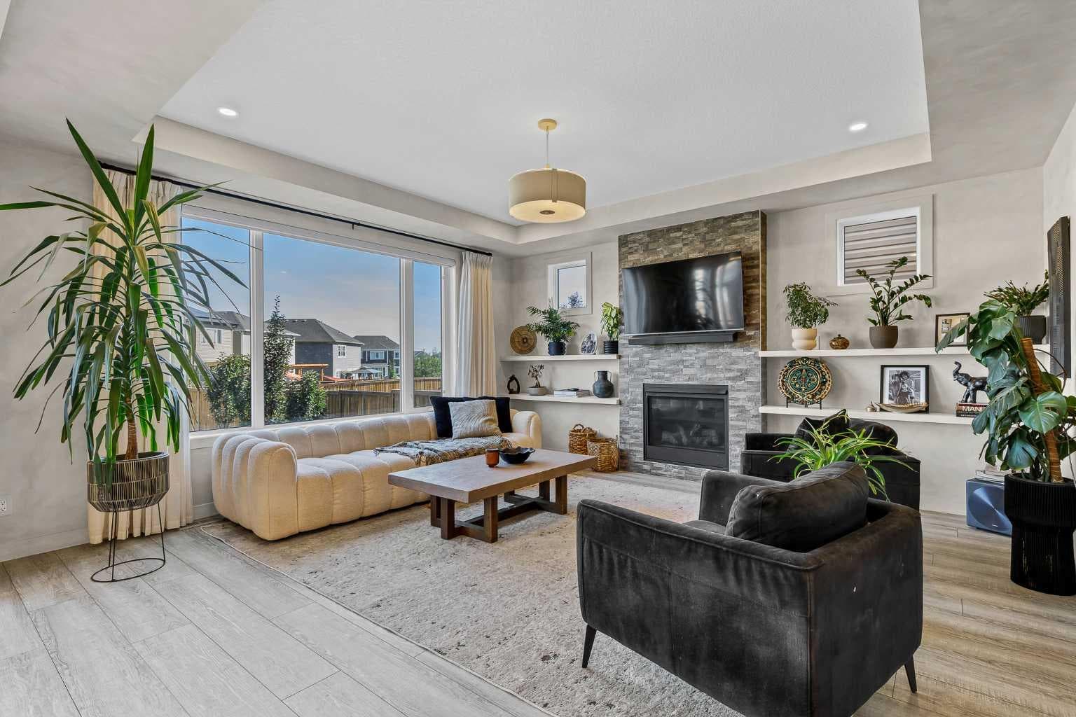 208 Osborne Green SW