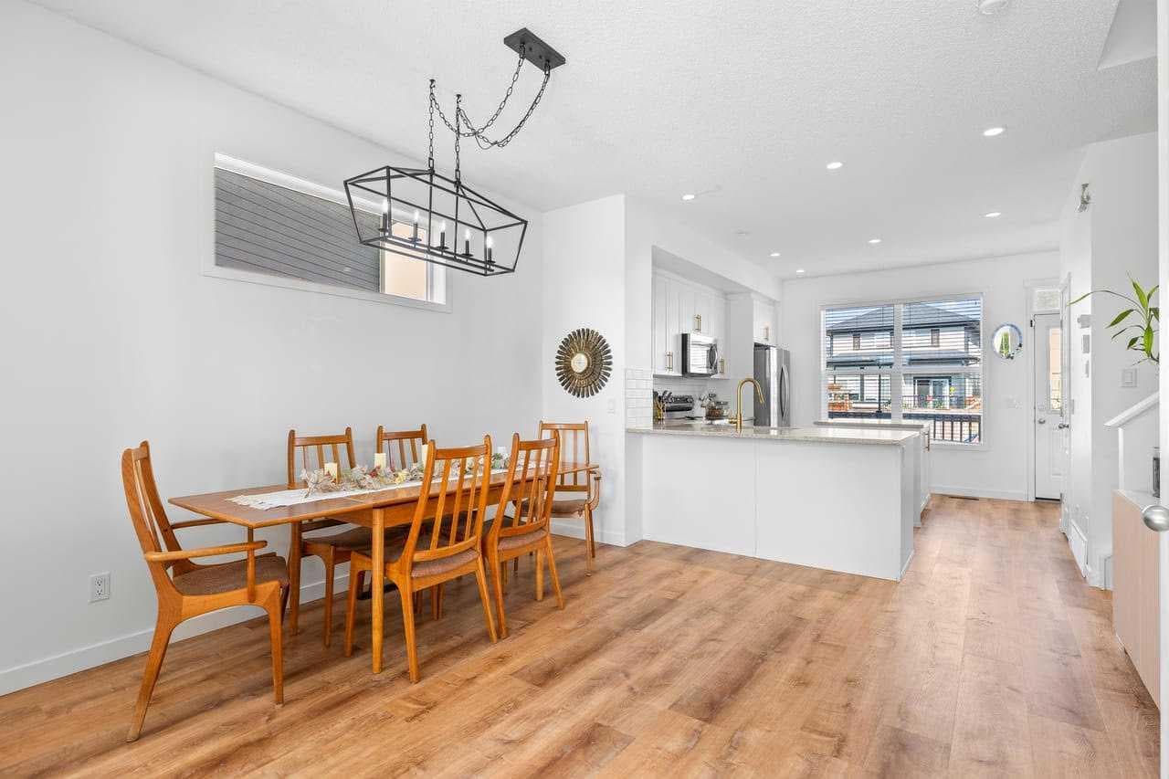 43 Masters Square SE