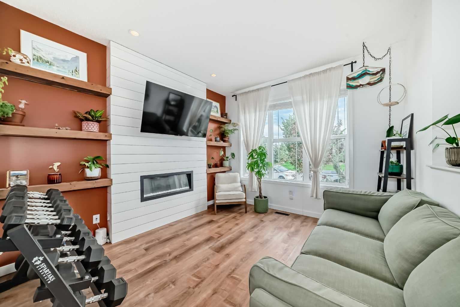 43 Masters Square SE