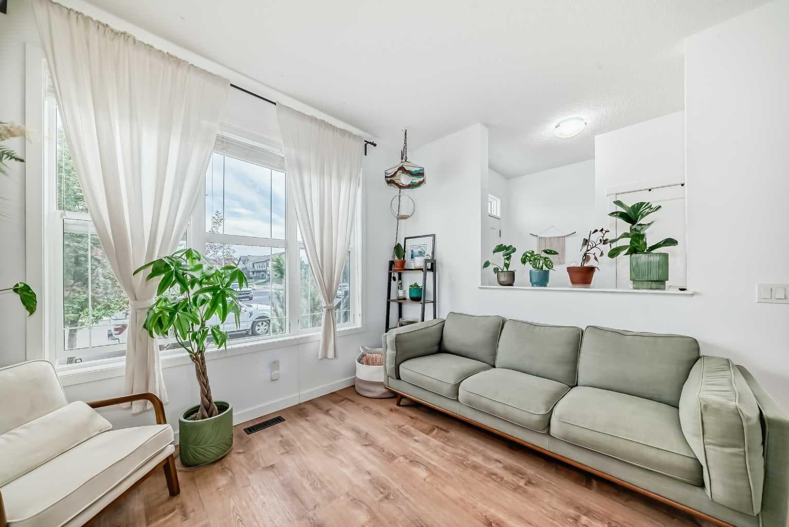 43 Masters Square SE