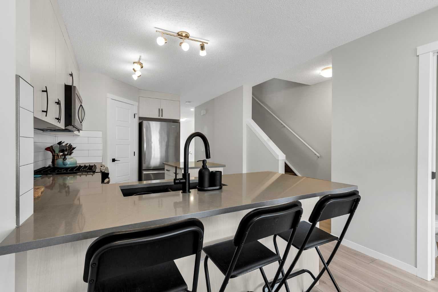 162 Chinook Gate Boulevard SW
