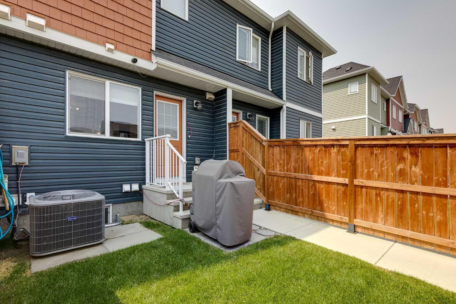 162 Chinook Gate Boulevard SW