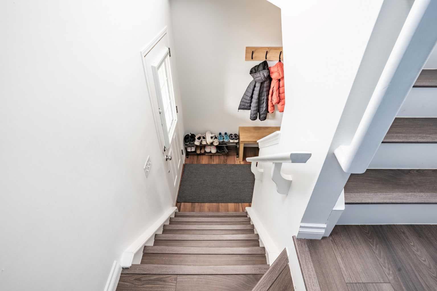 224 Viewpointe Terrace 