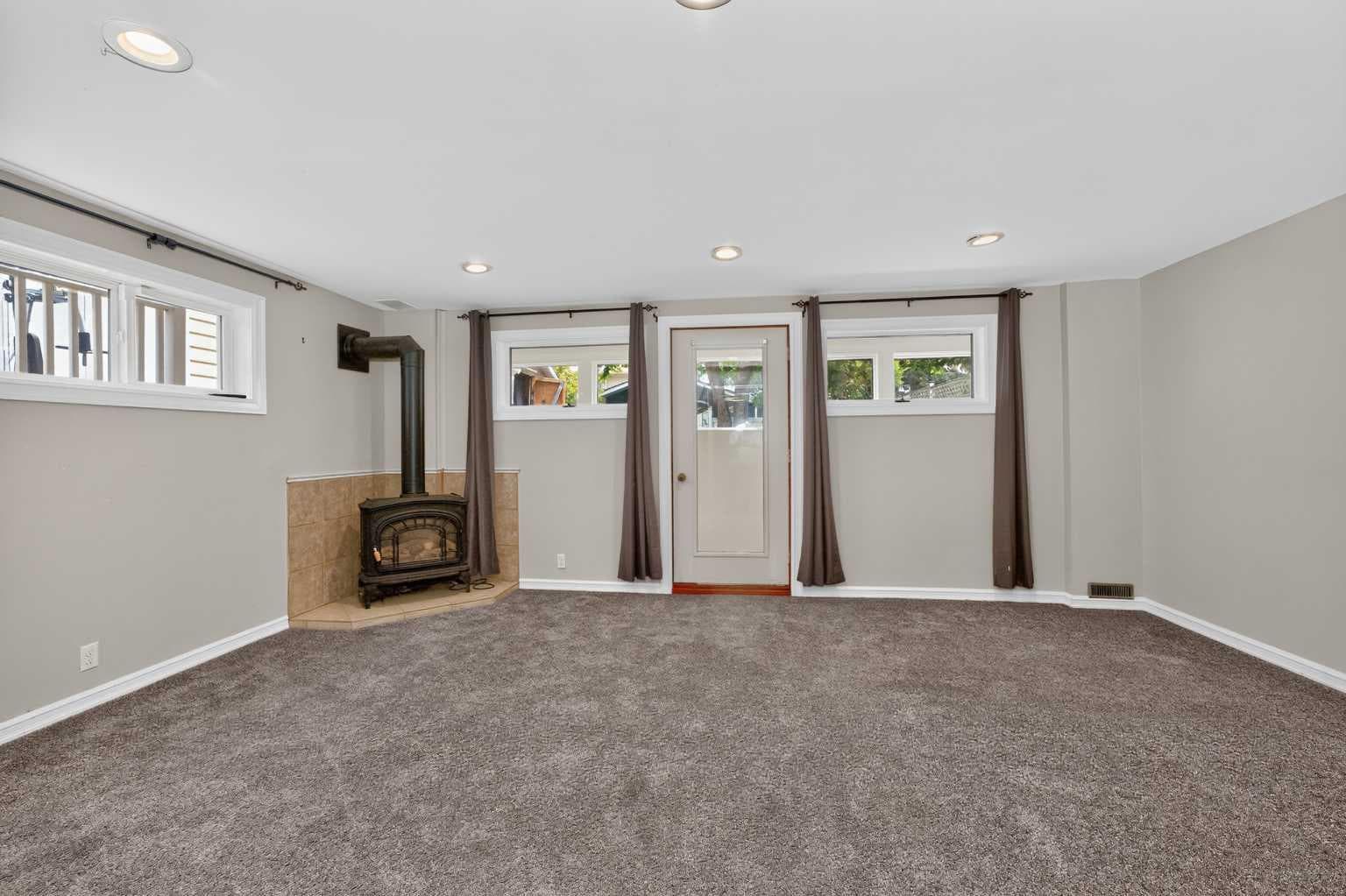 91 Emberdale Way SE