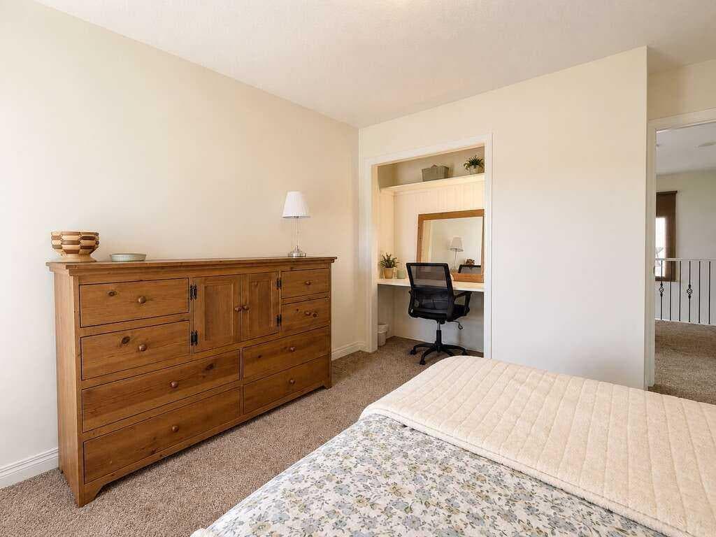 24 Brander Avenue NW