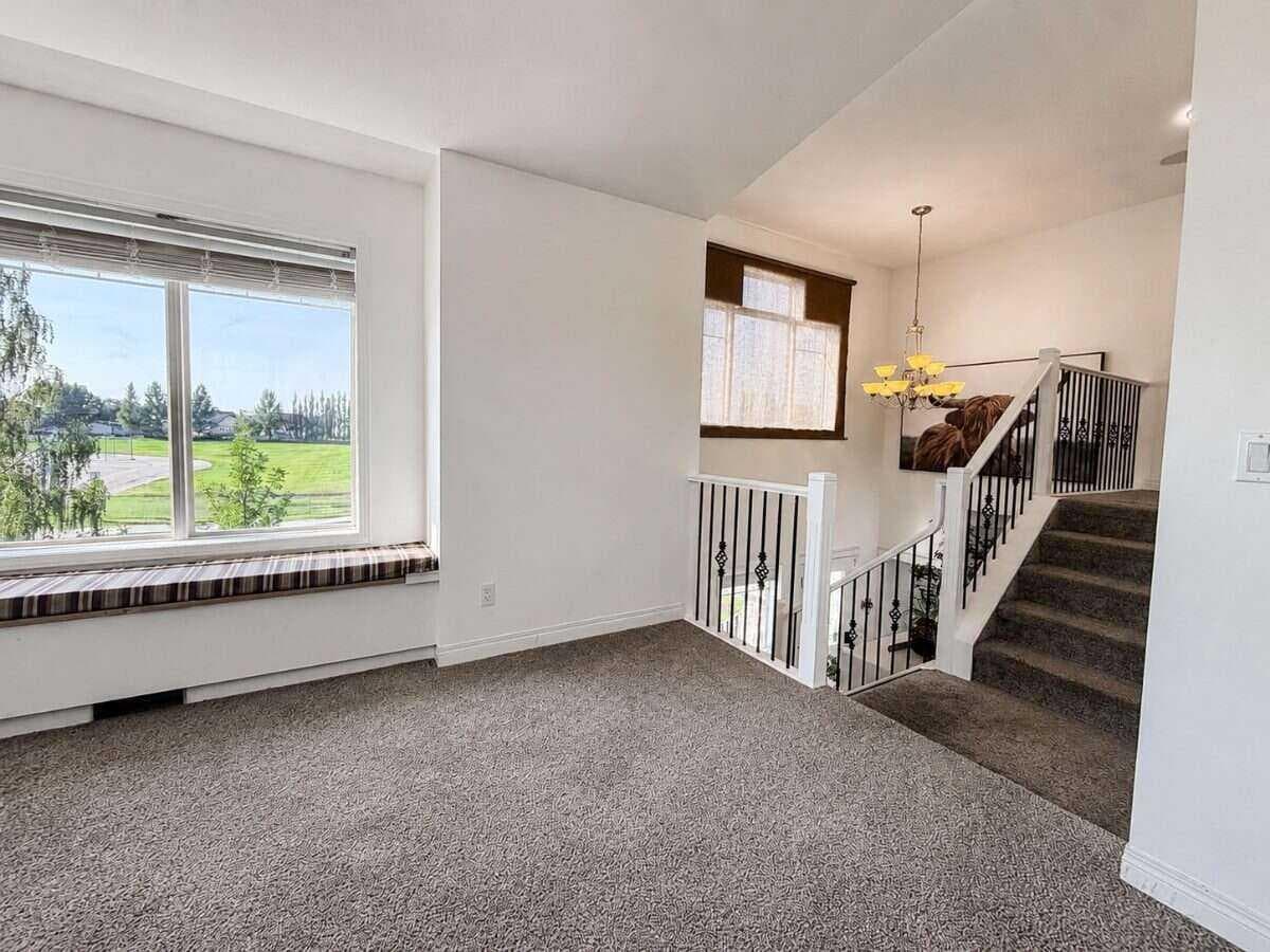 24 Brander Avenue NW