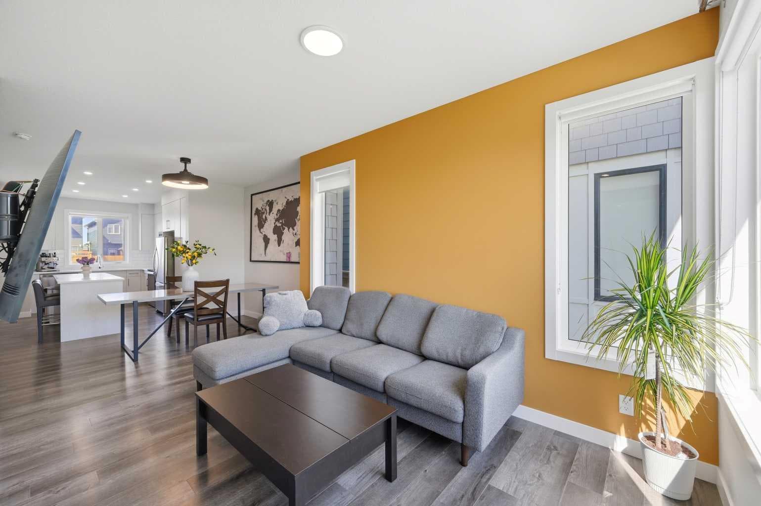 138 Homestead Boulevard NE