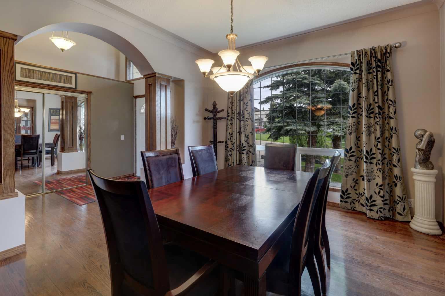 321 Gleneagles View 