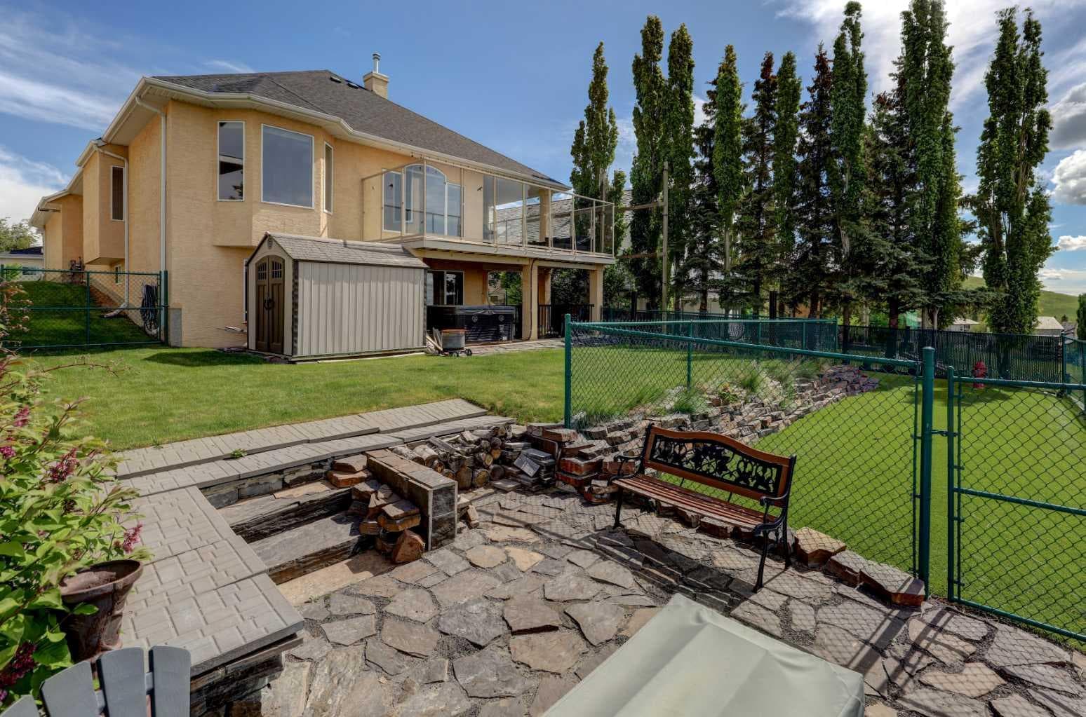 321 Gleneagles View 