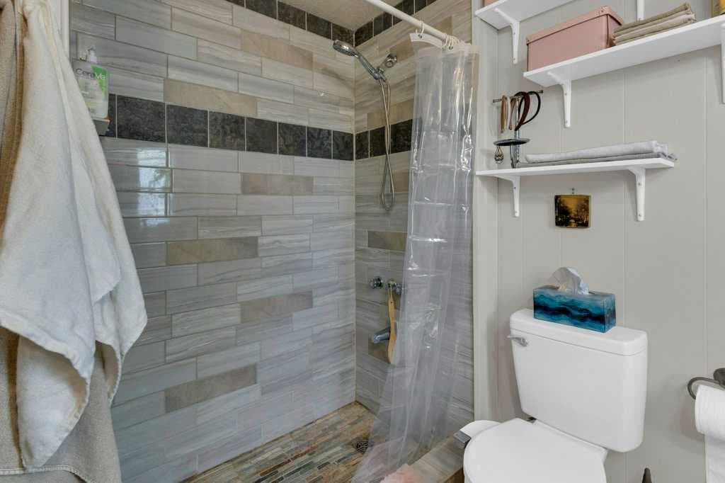110, 99 Arbour Lake Road  