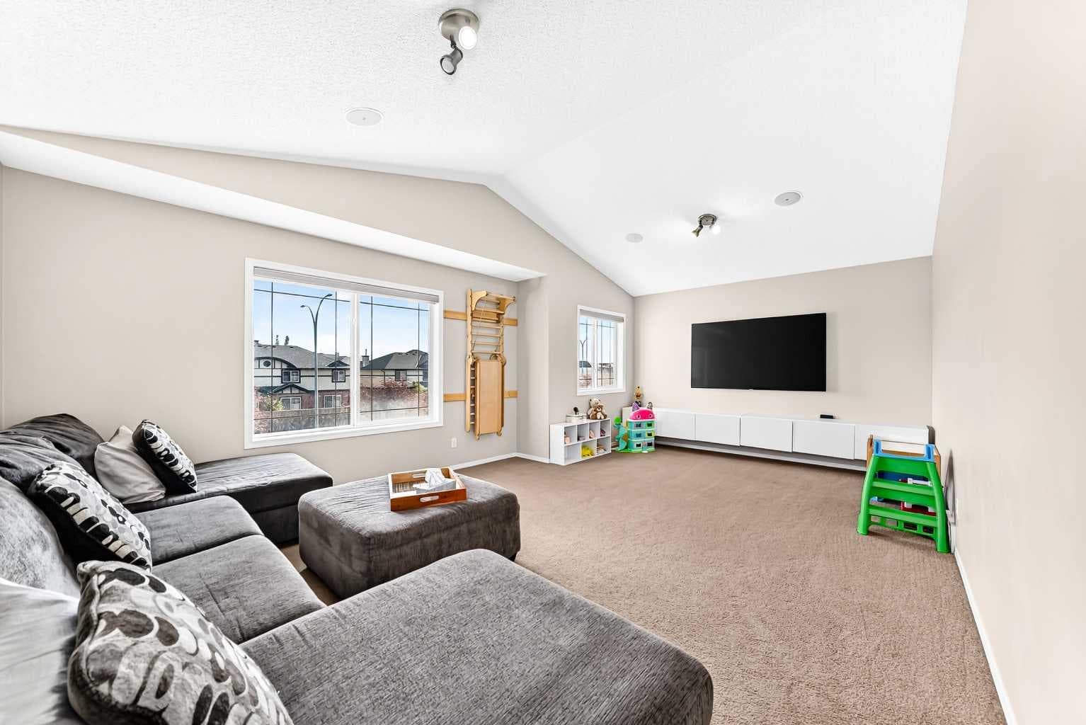150 Springmere Drive 