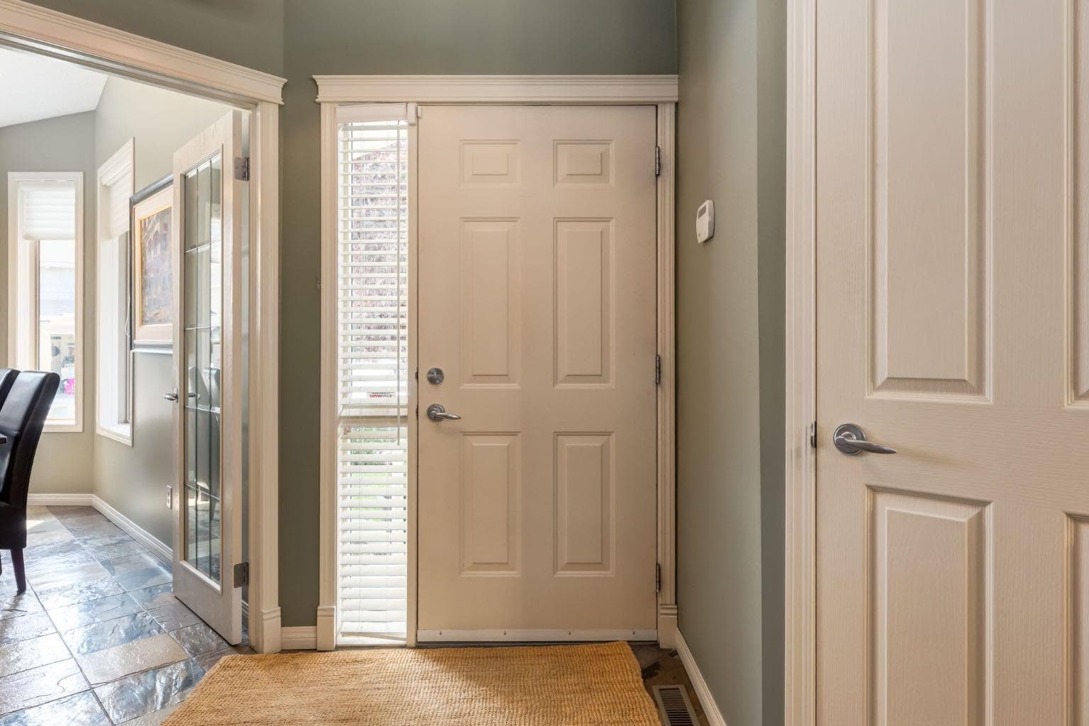 218 Springbank Villas SW