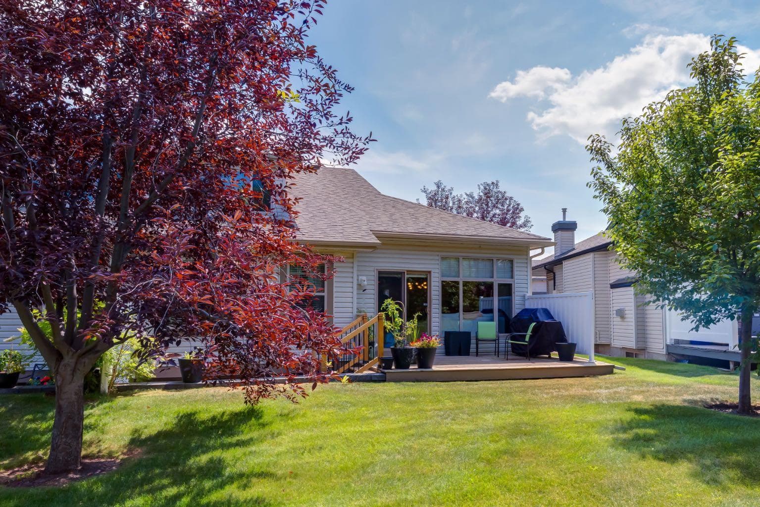 218 Springbank Villas SW