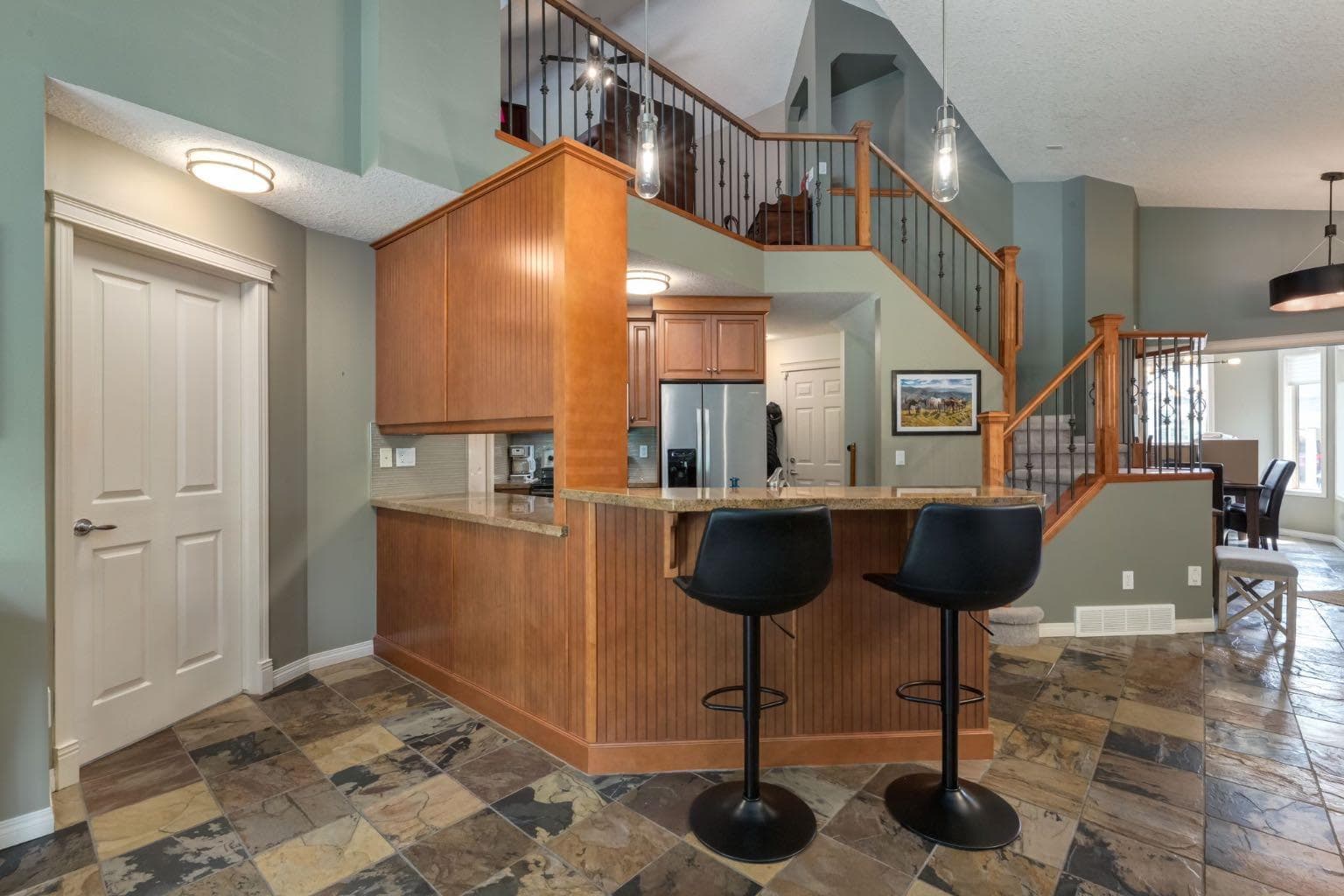 218 Springbank Villas SW