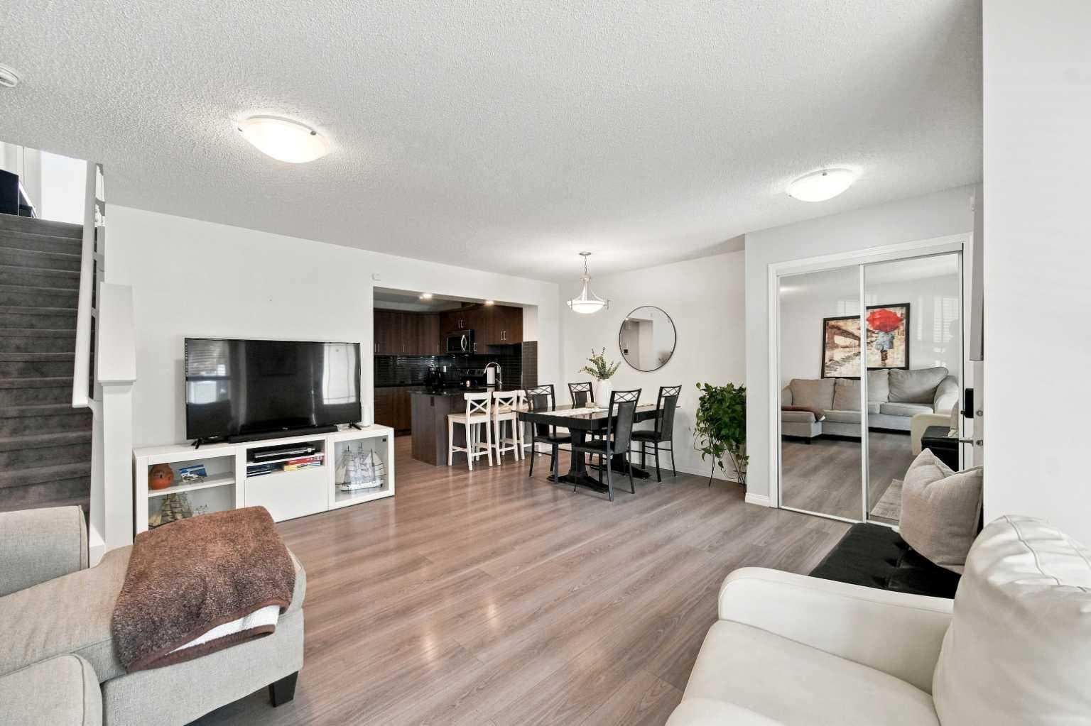 14 Windford Crescent SW